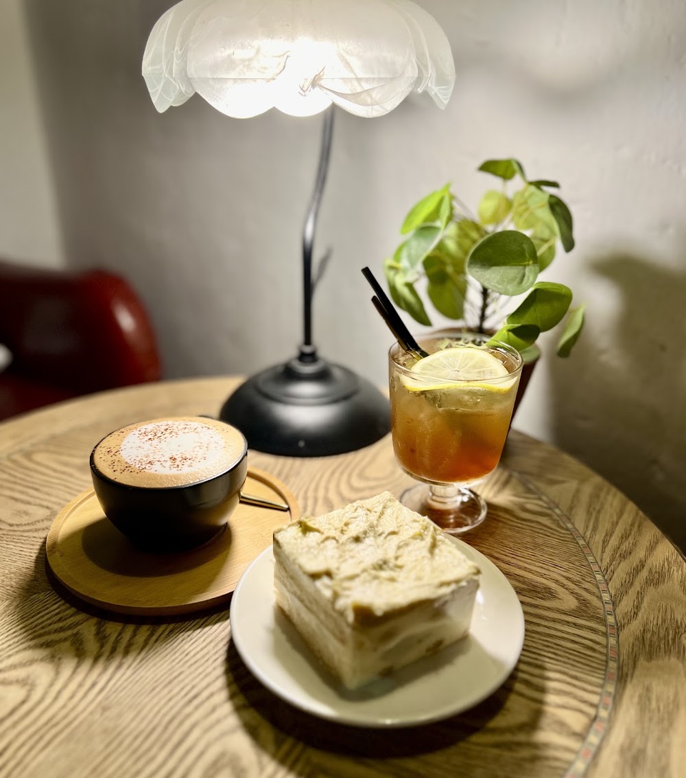 Khing Cafe (Beach Street)